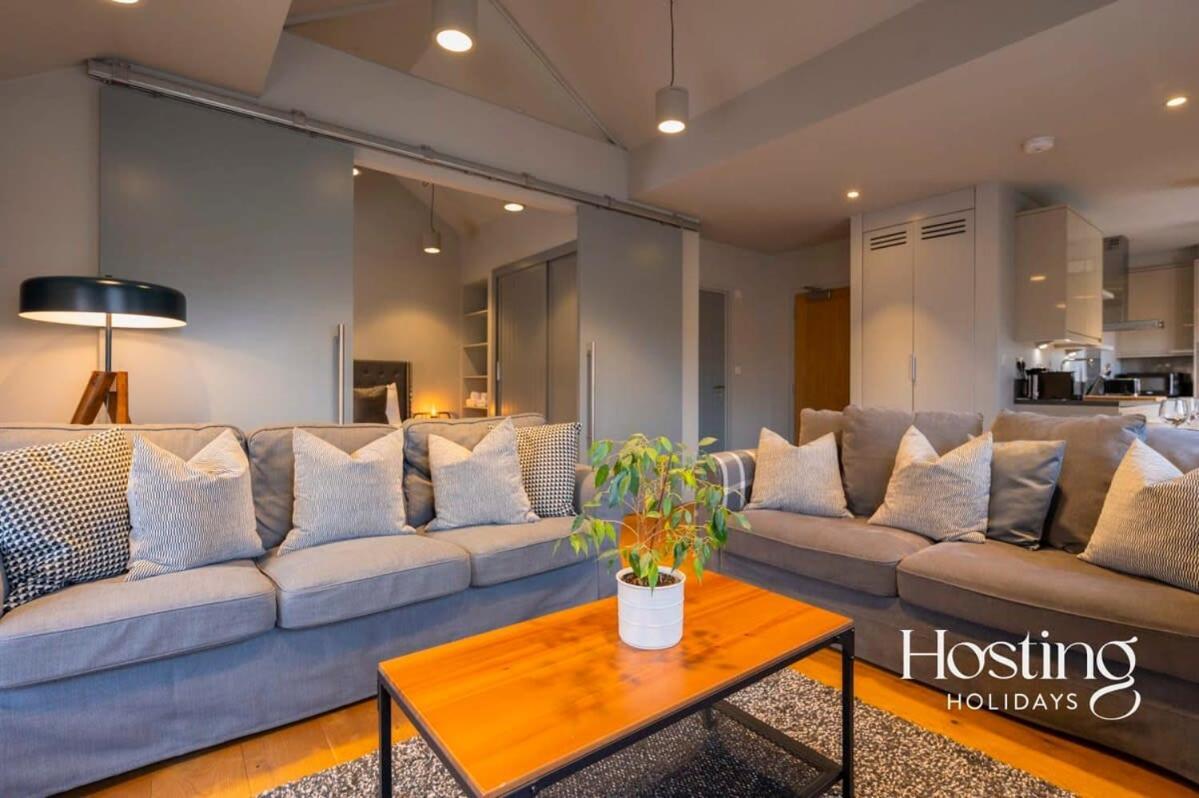 Stylish Luxury Apartment In The Centre Of Henley Eksteriør bilde