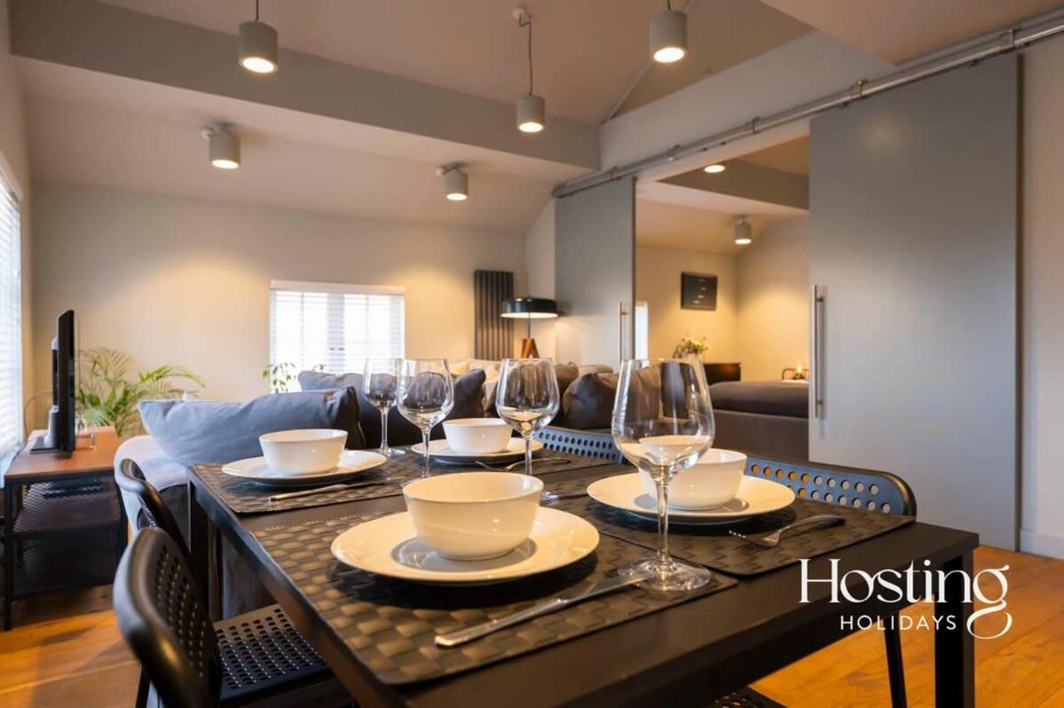 Stylish Luxury Apartment In The Centre Of Henley Eksteriør bilde