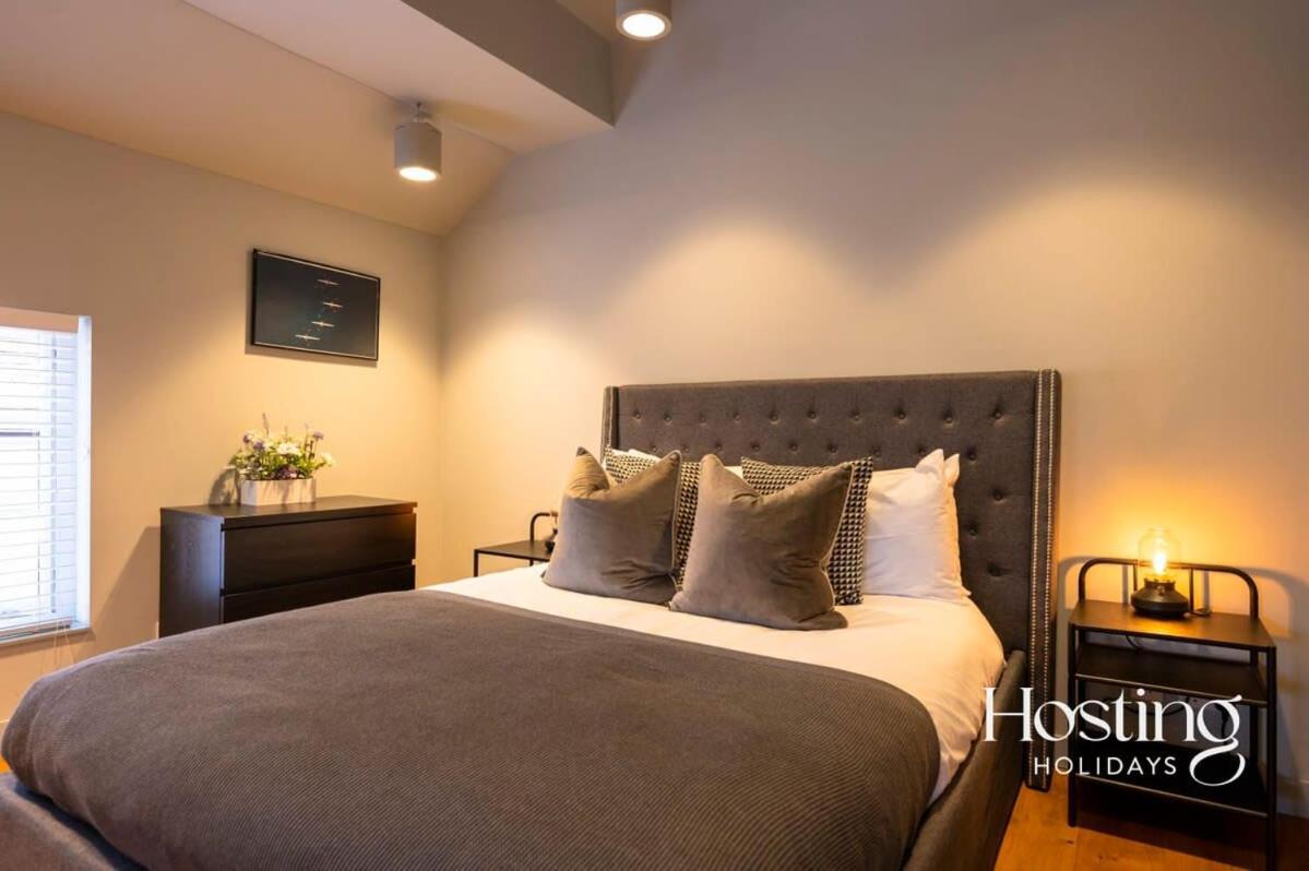 Stylish Luxury Apartment In The Centre Of Henley Eksteriør bilde